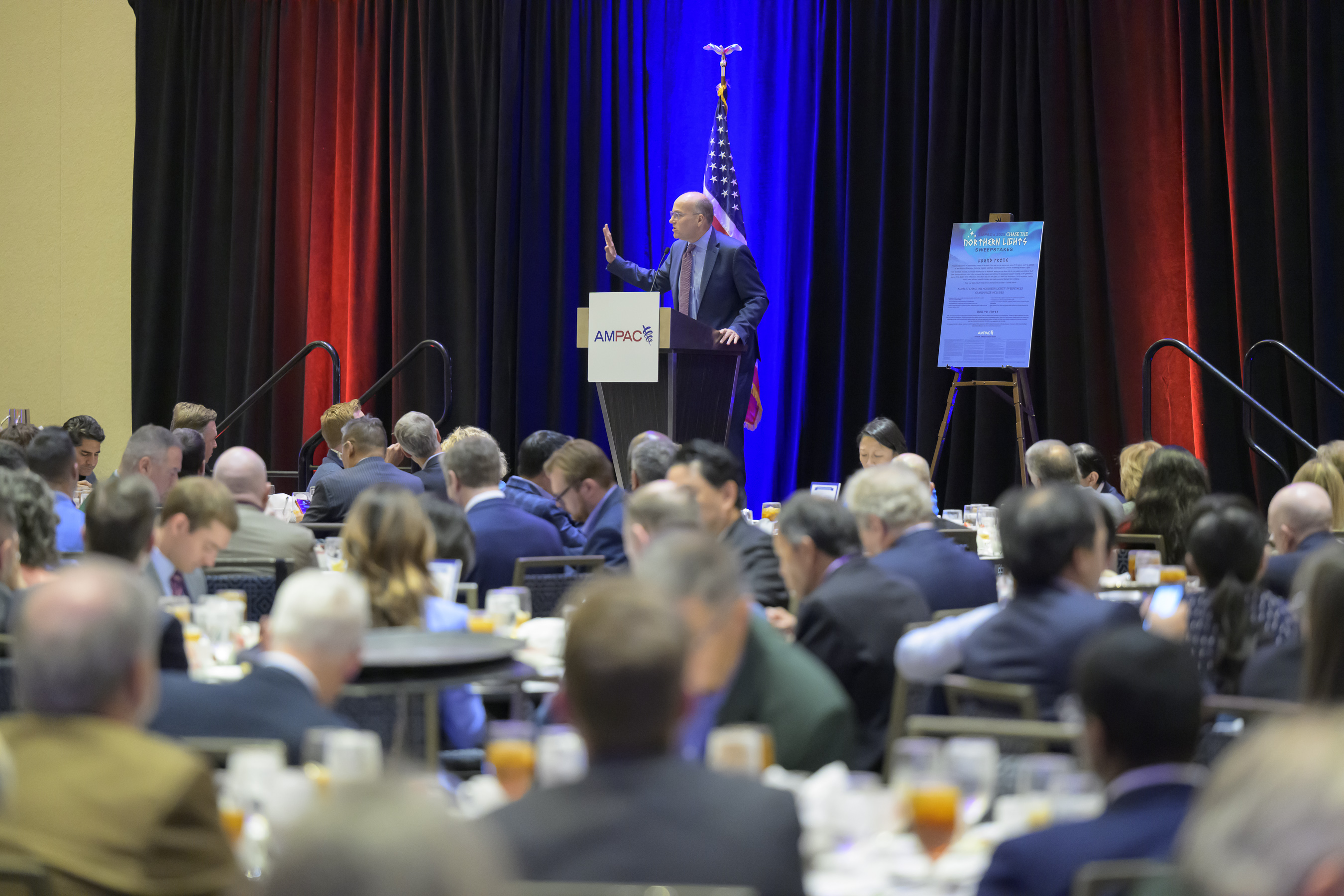 Mike Allen speaking to the Capitol Club Luncheon